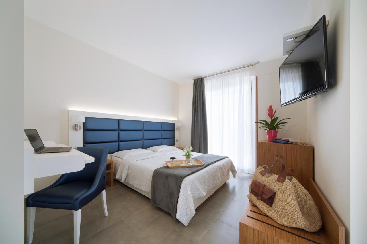 Hotel Residence Laigueglia Free Parking Eksteriør bilde
