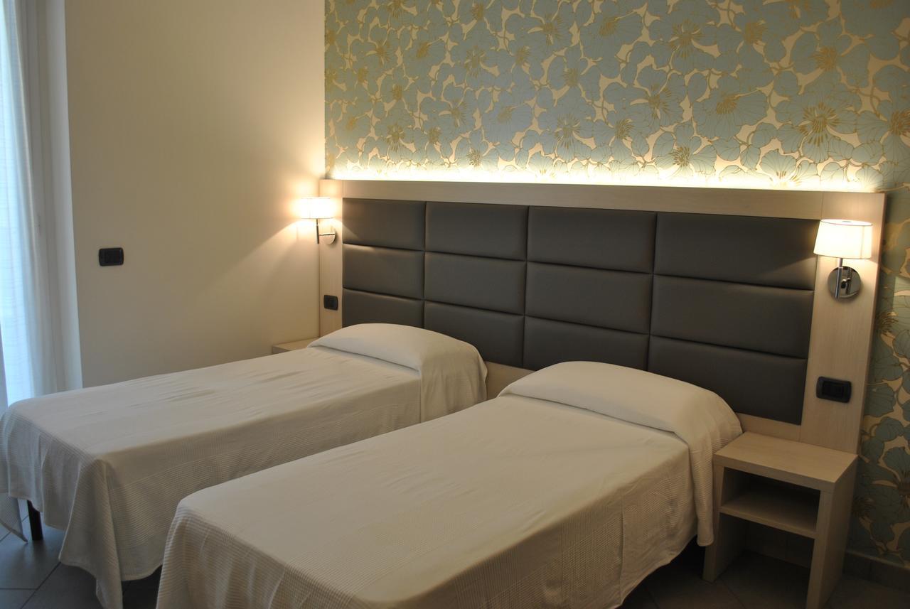Hotel Residence Laigueglia Free Parking Eksteriør bilde