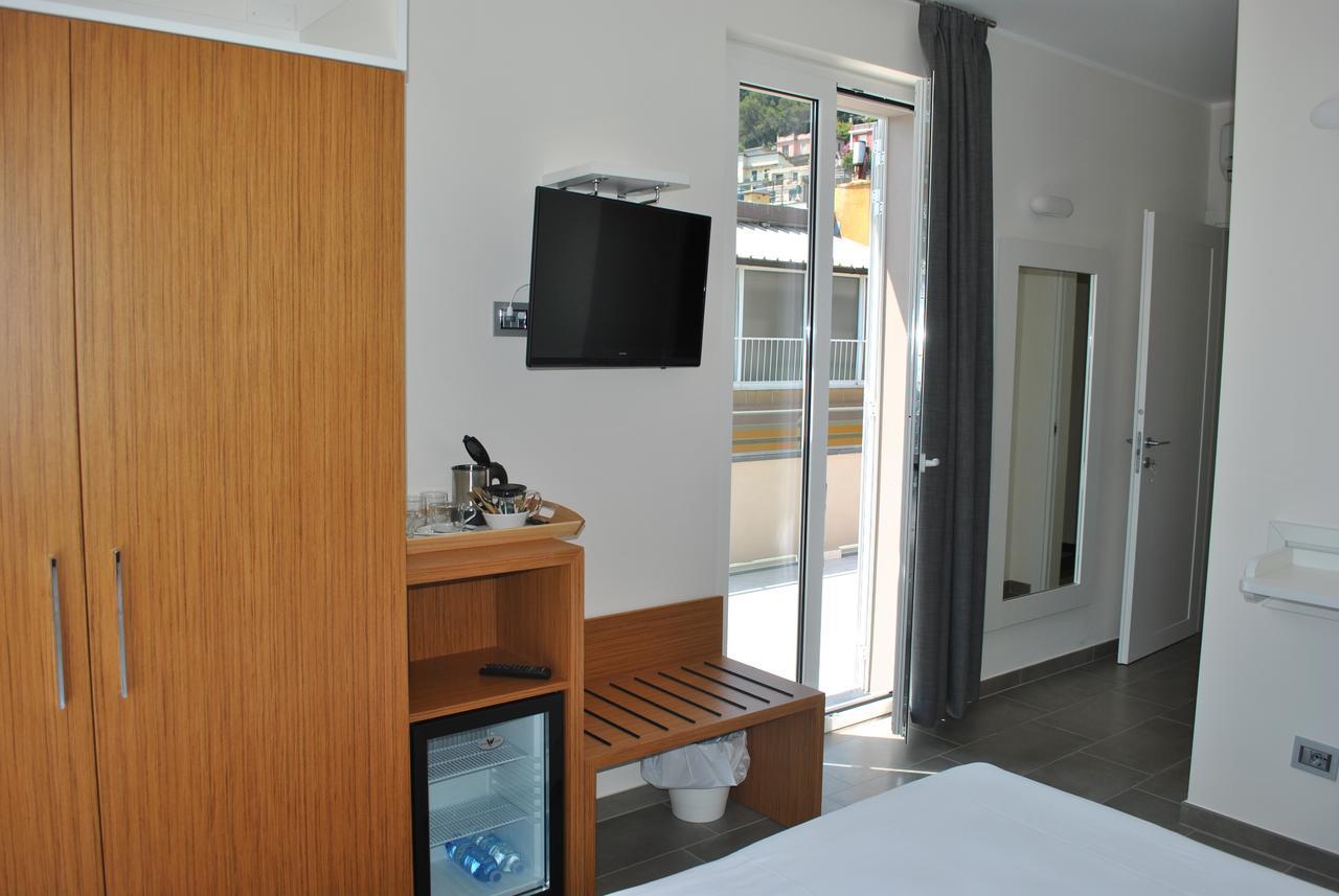 Hotel Residence Laigueglia Free Parking Eksteriør bilde